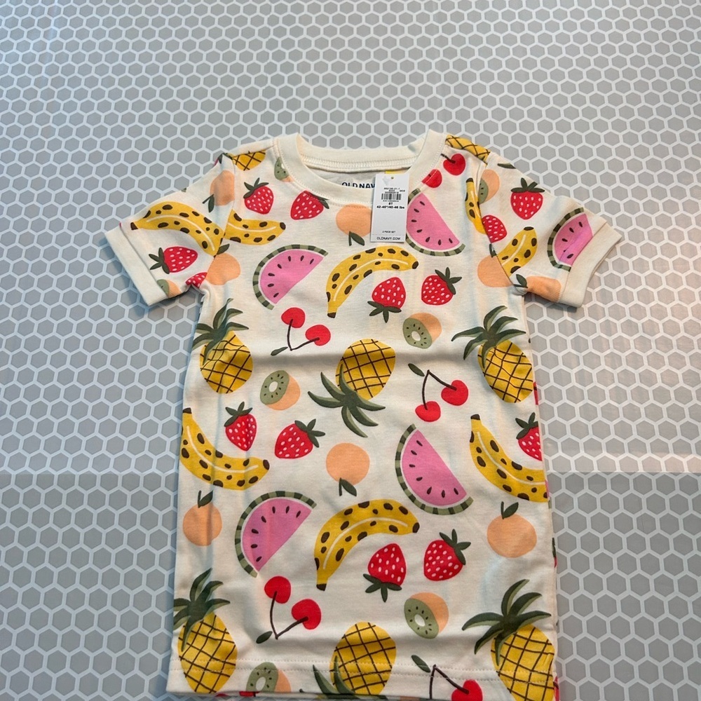 NWT Old Navy Cream Fruit-Print Pajama Set - Kids Short Sleeve & Shorts Size 5T - Picture 2 of 6